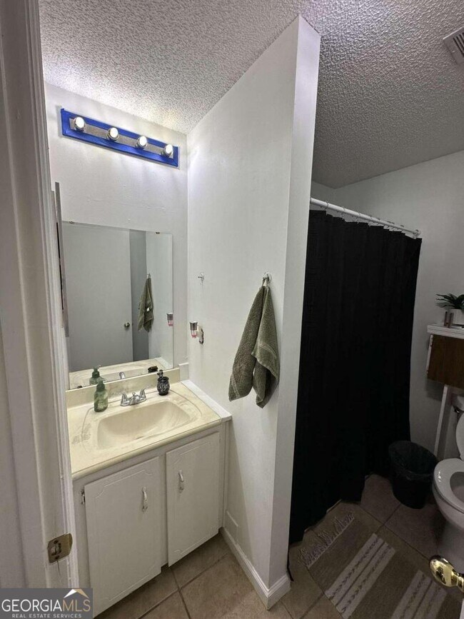 Building Photo - 125 Springhill Ct