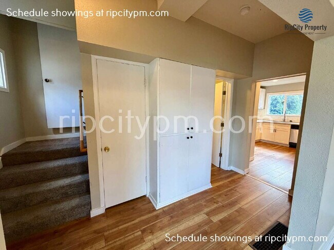 Foto del edificio - 1728 SE Clatsop St