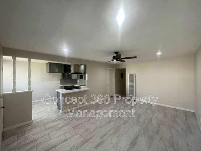 Building Photo - 9110 Hall Rd