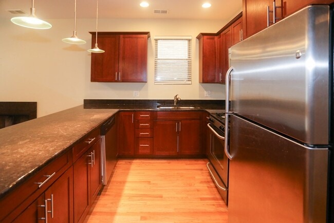Foto del edificio - 1454 W Cortez St