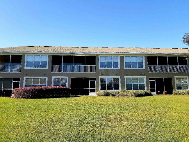 Foto del edificio - 4555 SW 52nd Cir