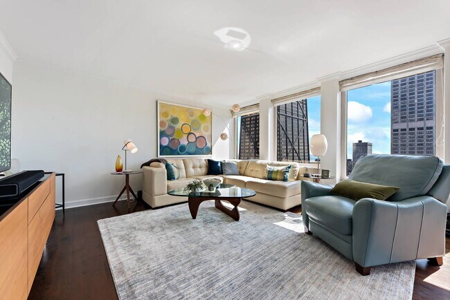 Foto del edificio - 111 E Chestnut St