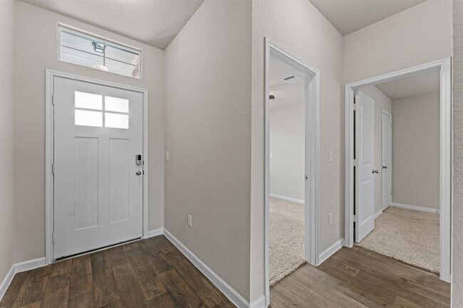 Foto del edificio - 109 Rochester Ln