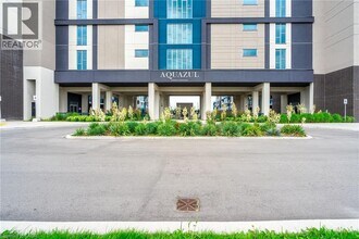 Building Photo - 16 Concord Pl