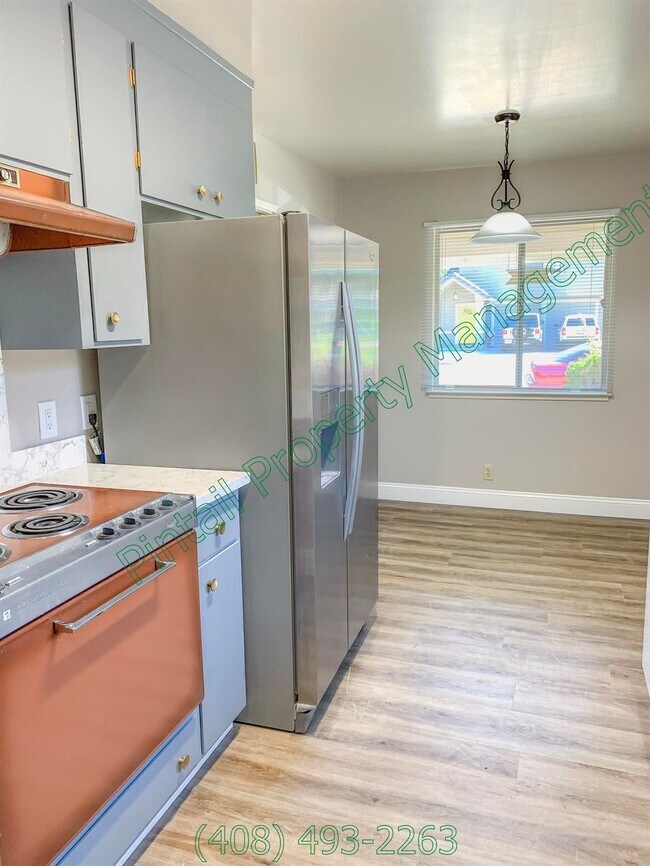 Foto del edificio - 817 Harrison St