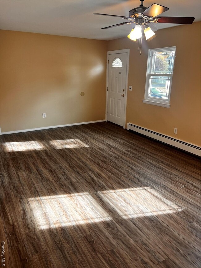 Building Photo - 11 Park Manor Ct