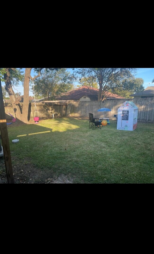 Photo - 15117 Grassington Dr House