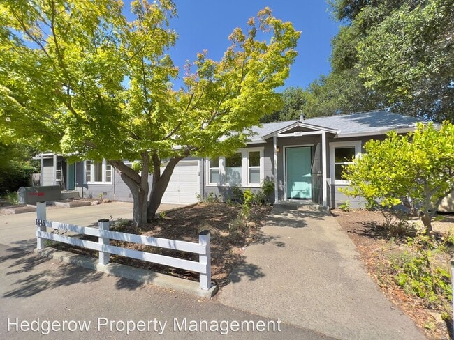 Building Photo - 2 br, 1 bath House - 1445 East Avenue