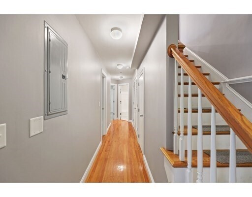 Foto del edificio - 90 Litchfield St