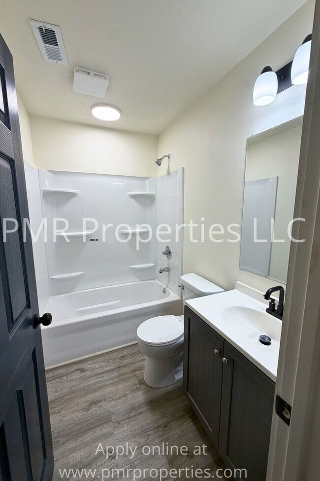 Foto del edificio - 915 S 15th St