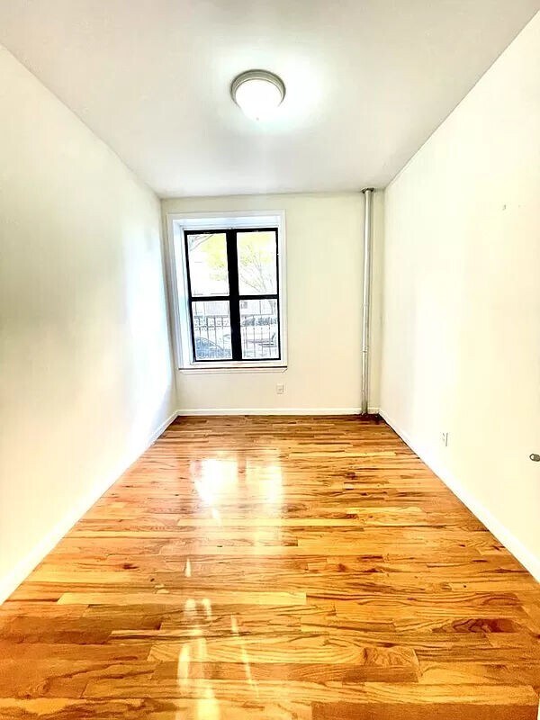 Building Photo - 49 Saint Nicholas TERRACE