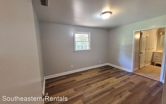 Building Photo - 3 br, 2 bath House - 862 Perry Blvd