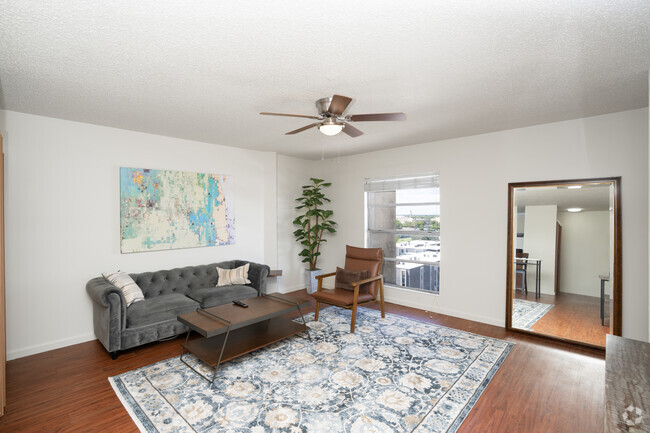 1BD, 1BA - 550SF - Living Room - Casa De Oro Apartments