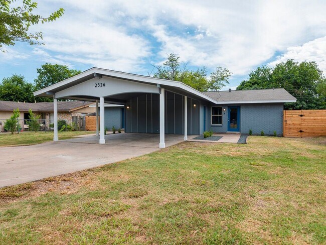 Foto del edificio - 2526 Glen Springs Way