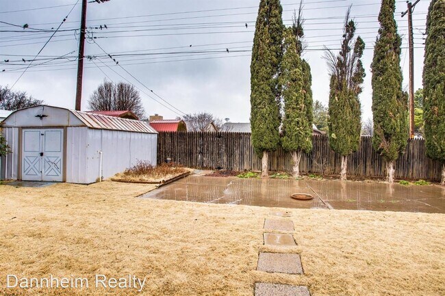 Building Photo - 3 br, 2 bath House - 2702 79th St.