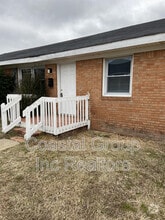 Building Photo - 9535 19th Bay St