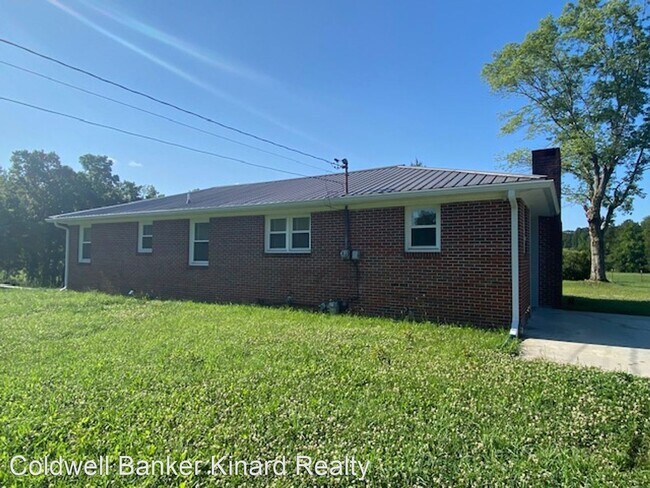 Building Photo - 3 br, 1 bath House - 780 County Rd 135