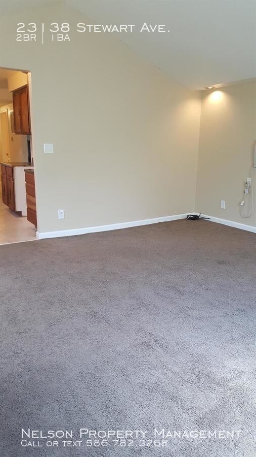 Foto del edificio - 23138 Stewart Ave
