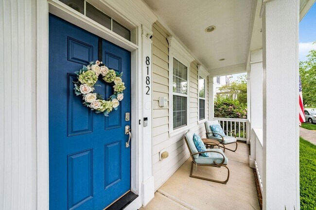 Foto del edificio - 8182 Griswold Drive