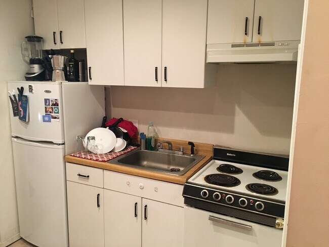 Foto del edificio - Large Studio South Slope Near Train