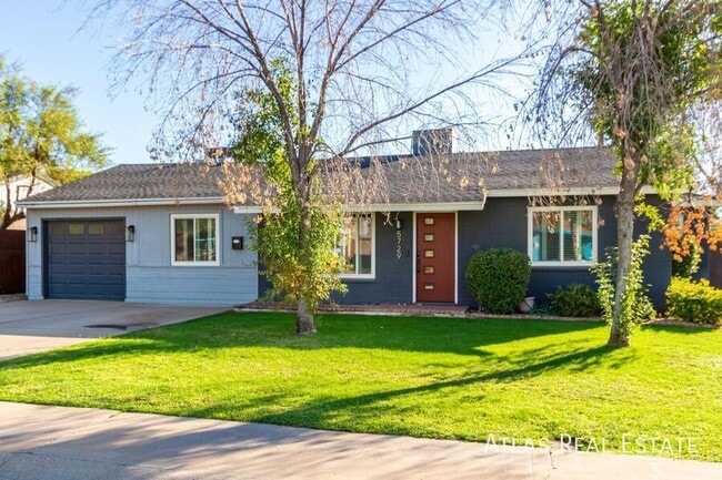 Building Photo - ***Uptown Charm with a Spacious Backyard a...