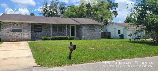 Building Photo - Deland 3 BR 2 Bath Split Plan