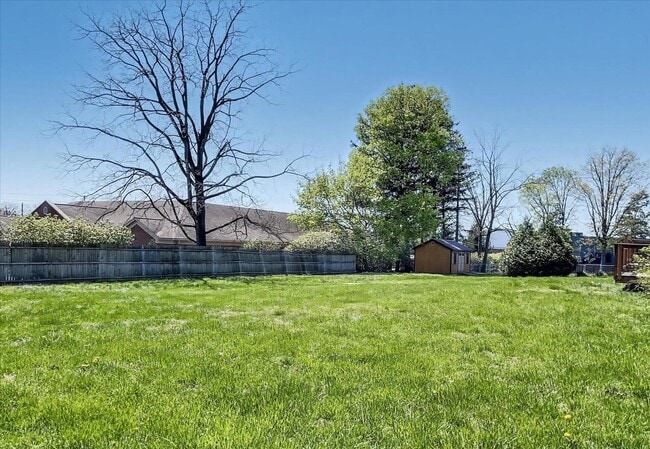 Building Photo - 3 bedroom 2 bath home - Camp Hill PA