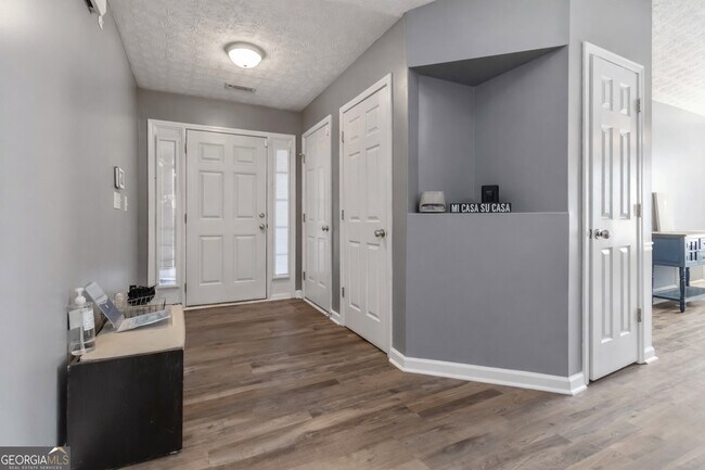 Foto del edificio - 1108 The by Way