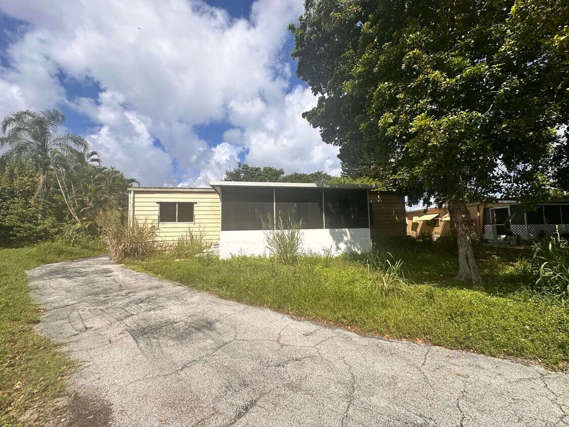 Foto principal - 11898 Cove Pl