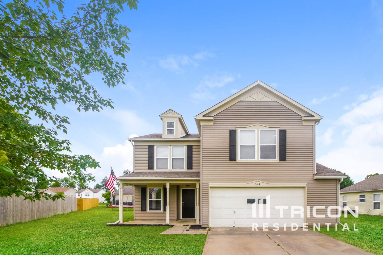 Foto principal - 824 Streamside Dr