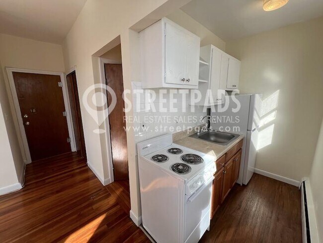 Foto del edificio - 1 bedroom in Boston MA 02134