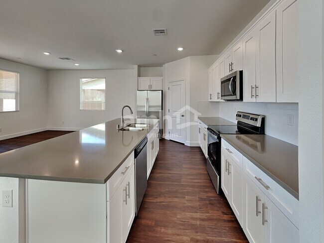 Foto del edificio - 134 Charmante Tulip Lane