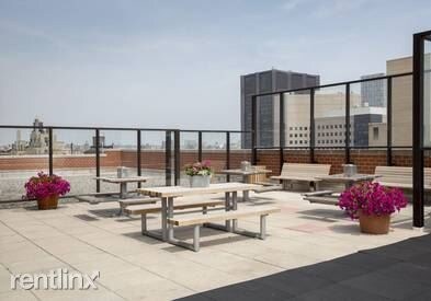 Foto principal - Studio, 1 bath Apartment - 106 E 96th St