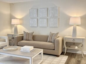 Building Photo - The Pointe Apartment Homes