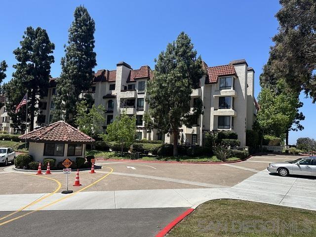 Building Photo - 5805 Friars Rd