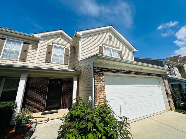 Building Photo - 4831 Stowe Derby Dr