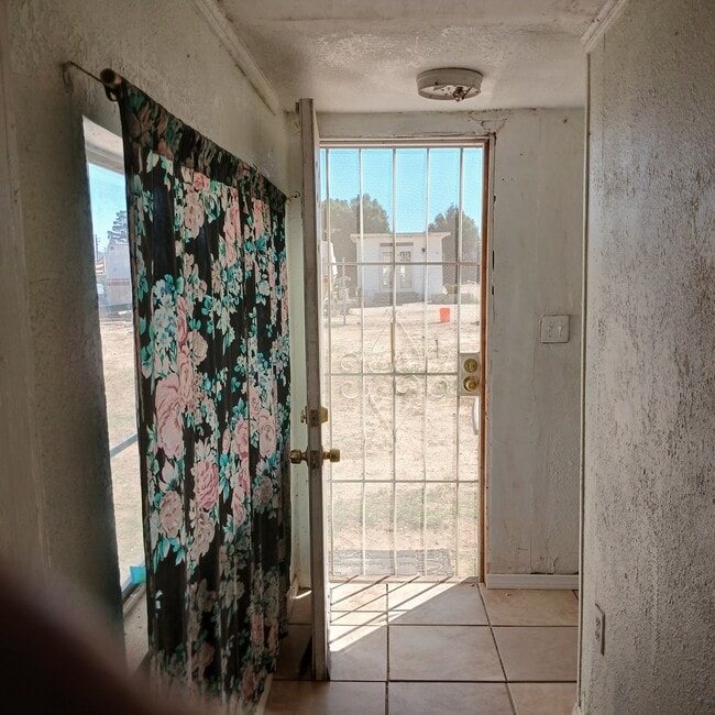 Foto del edificio - 35205 Birch Rd