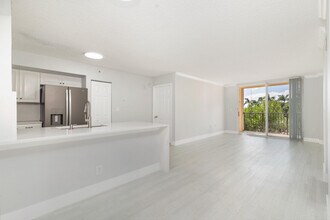 Building Photo - 1801 N Flagler Dr