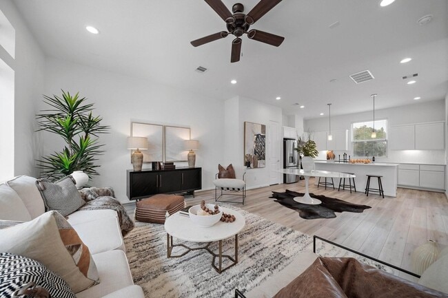 Photo - 1526 Ojeman Rd House