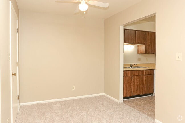 Classic Style The Dogwood 1BR, 1BA - 700 SF - Woodbridge Place