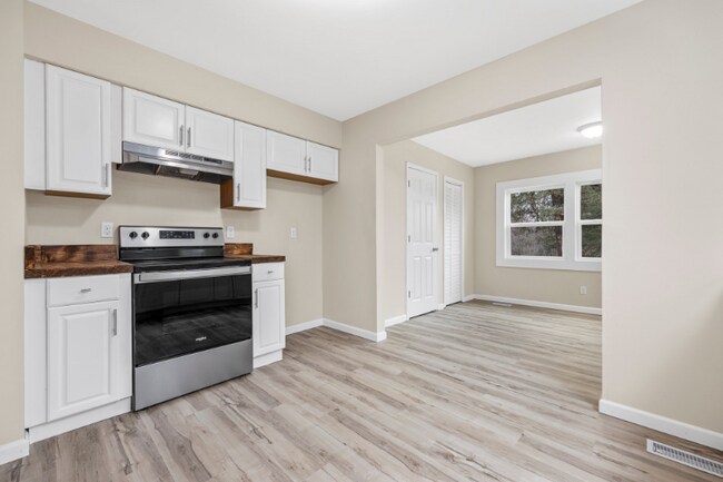 Foto del edificio - 19 Knollwood Ct