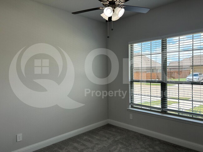 Foto del edificio - 533 Oleander Dr