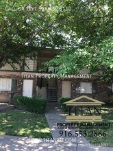 Building Photo - 4400 Greenholme Dr