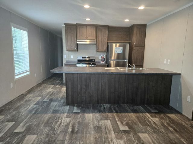 Building Photo - 1424 East Dr