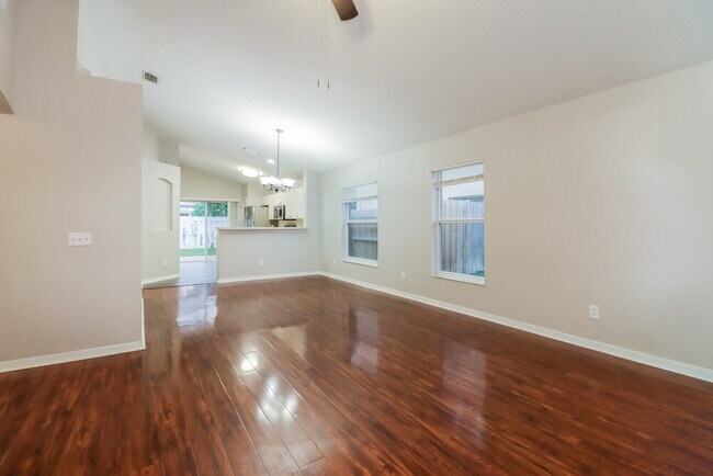 Foto del edificio - 8514 Hawbuck St