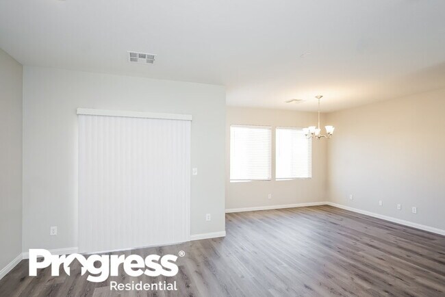 Building Photo - 6426 Wild Chive Ave