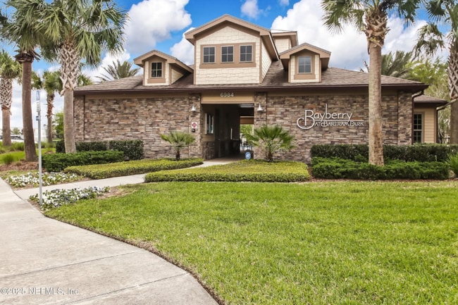 Foto del edificio - 7041 Beauhaven Ct
