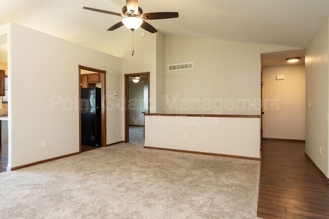 Building Photo - 810 Bristol Cir