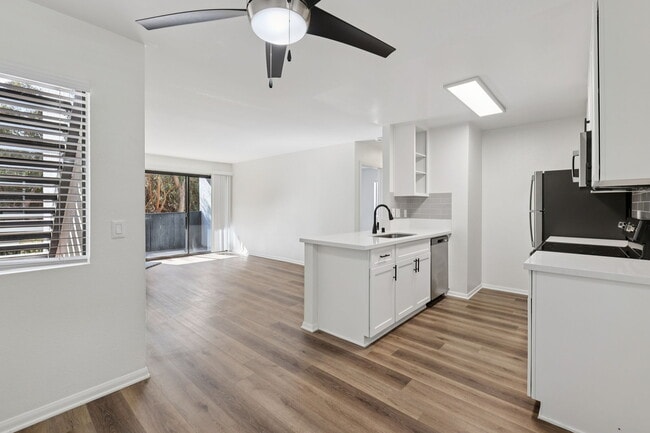 Building Photo - Santa Fe Ranch