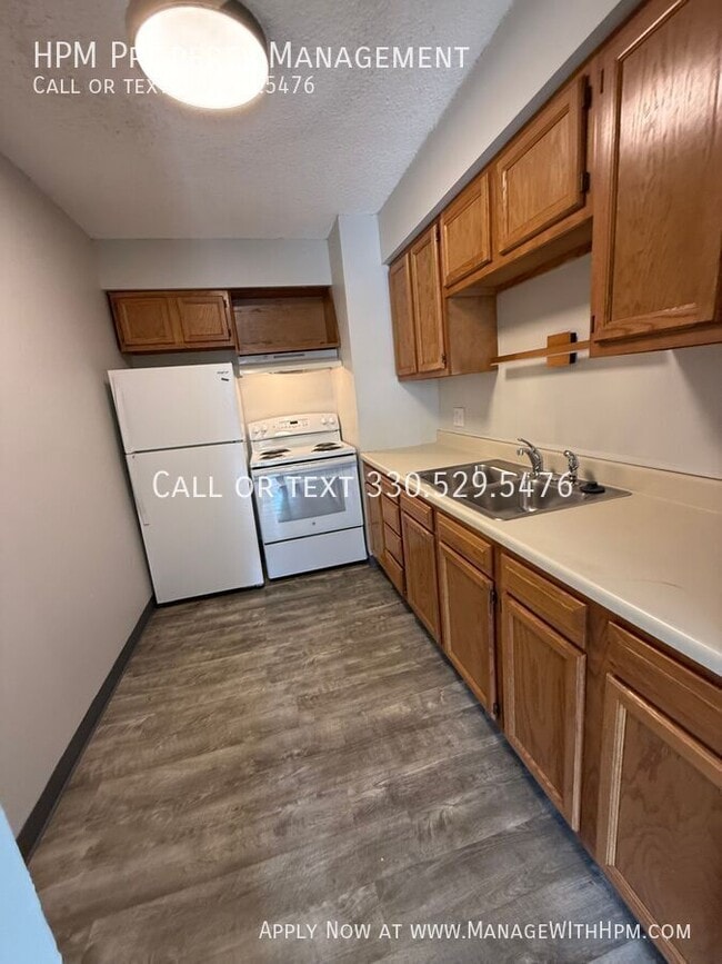 Foto del edificio - 1017 Howe Ave